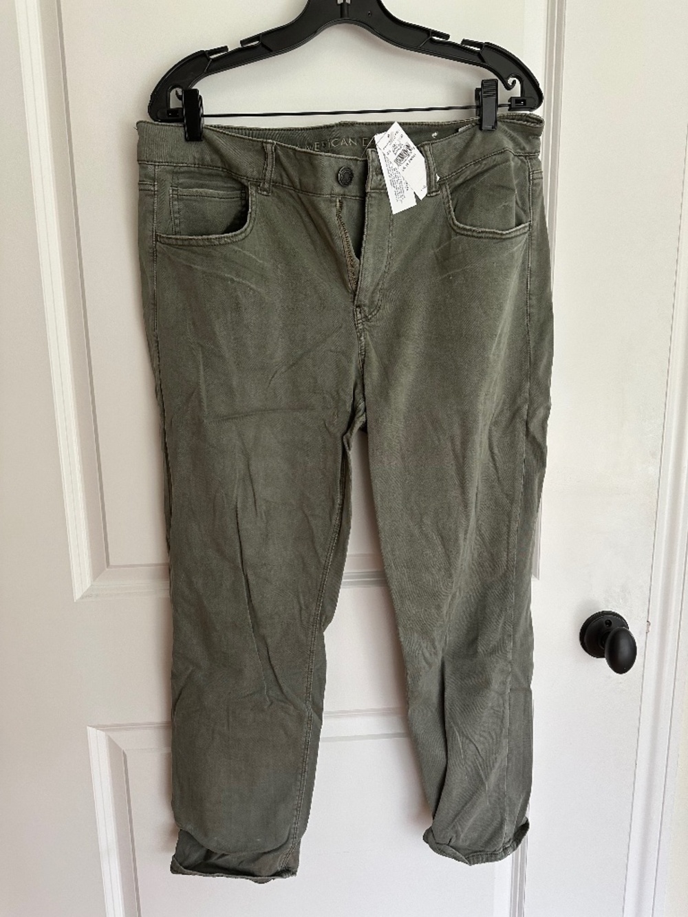 NWT American Eagle chinos